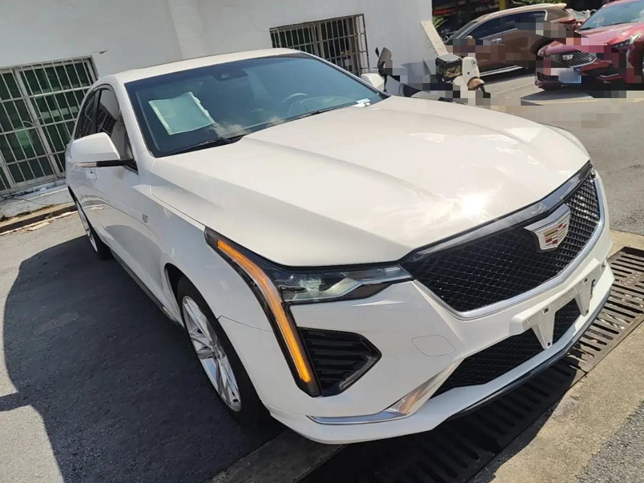 Cadillac CT4 2022 28T Fashion Edition — миниатюра 3