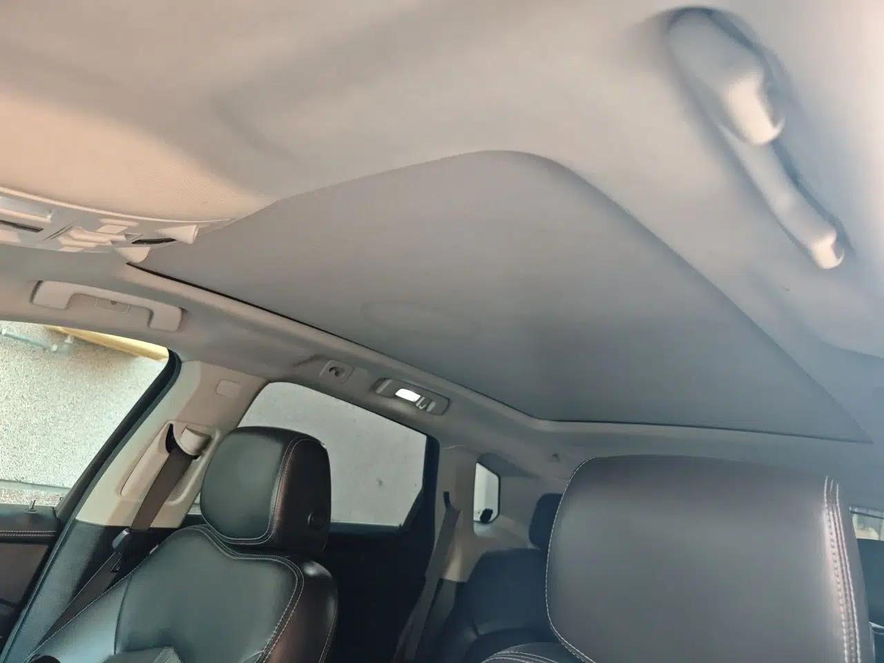 Cadillac SRX 2015 3.0L Elite Model — миниатюра 18