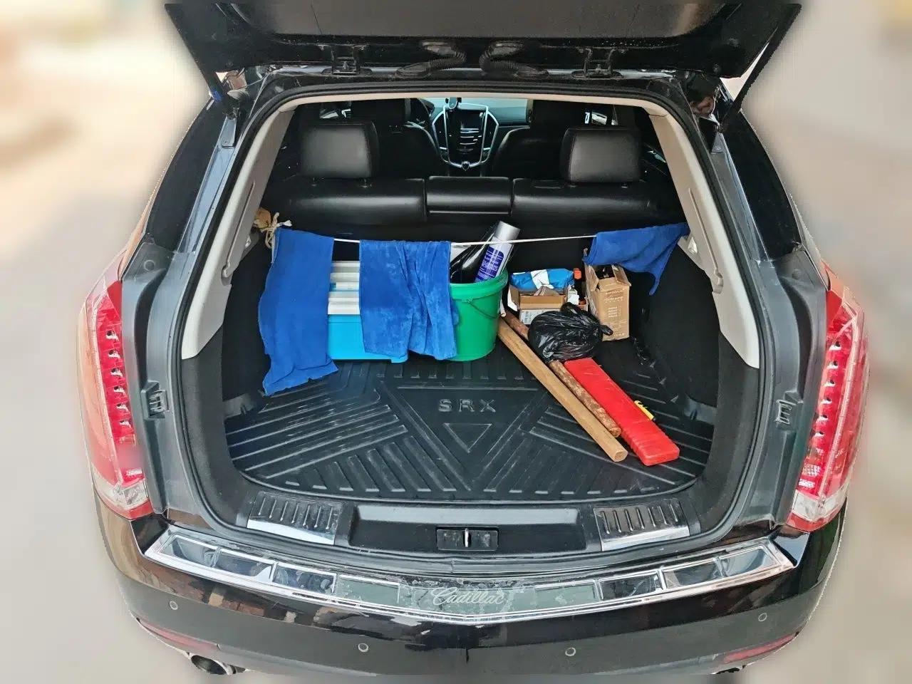 Cadillac SRX 2015 3.0L Elite Model — миниатюра 19