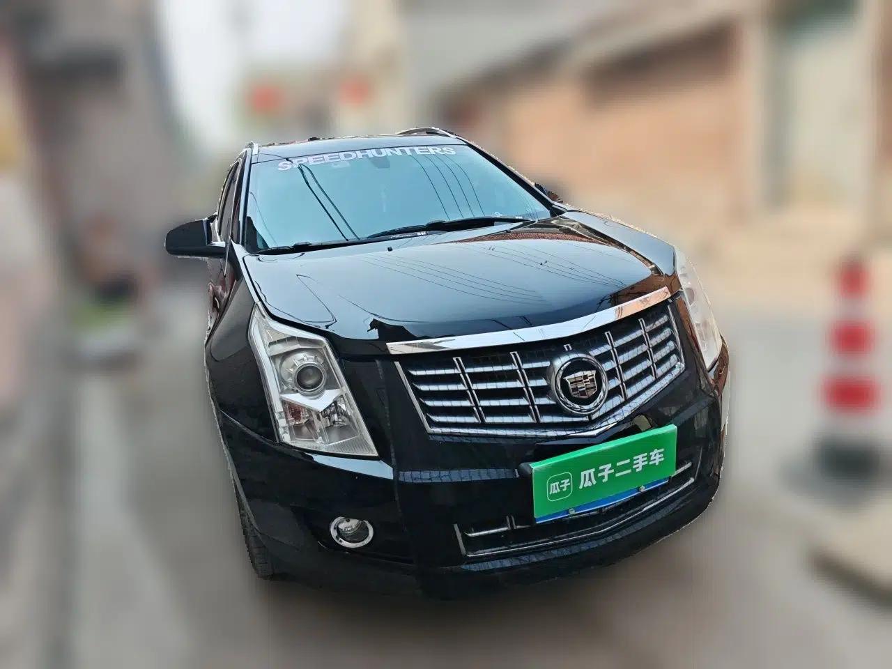 Cadillac SRX 2015 3.0L Elite Model — миниатюра 3