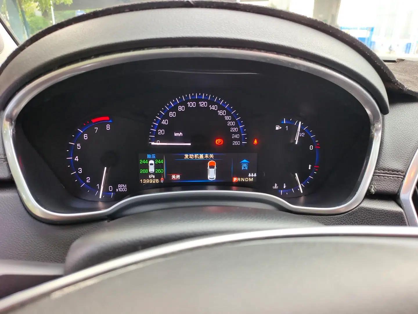 Cadillac SRX 2013 3.0L Leading Model — миниатюра 11