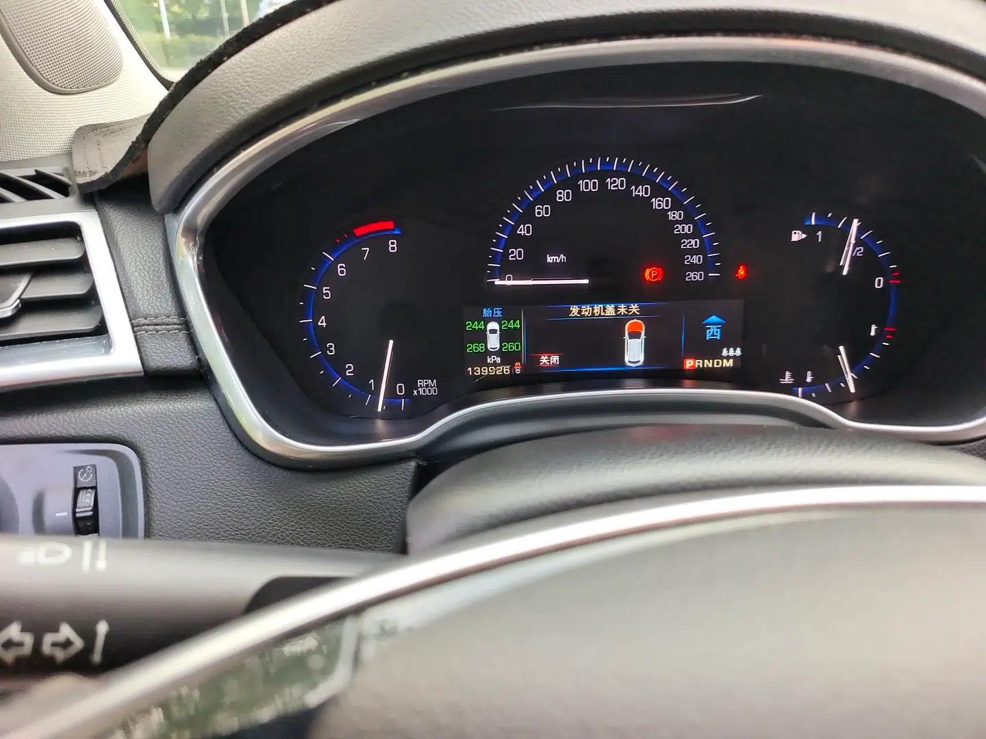 Cadillac SRX 2013 3.0L Leading Model — миниатюра 12