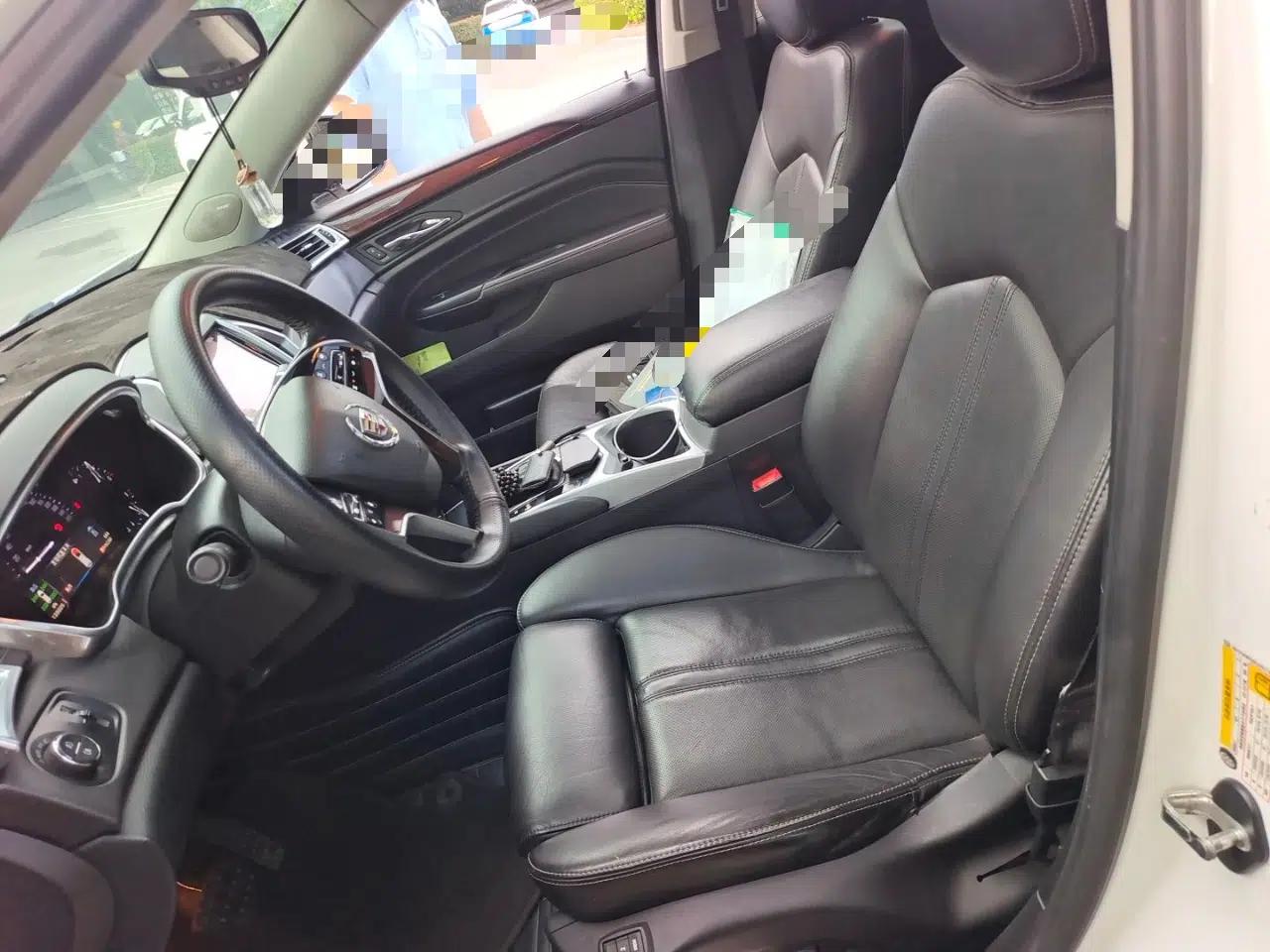 Cadillac SRX 2013 3.0L Leading Model — миниатюра 15