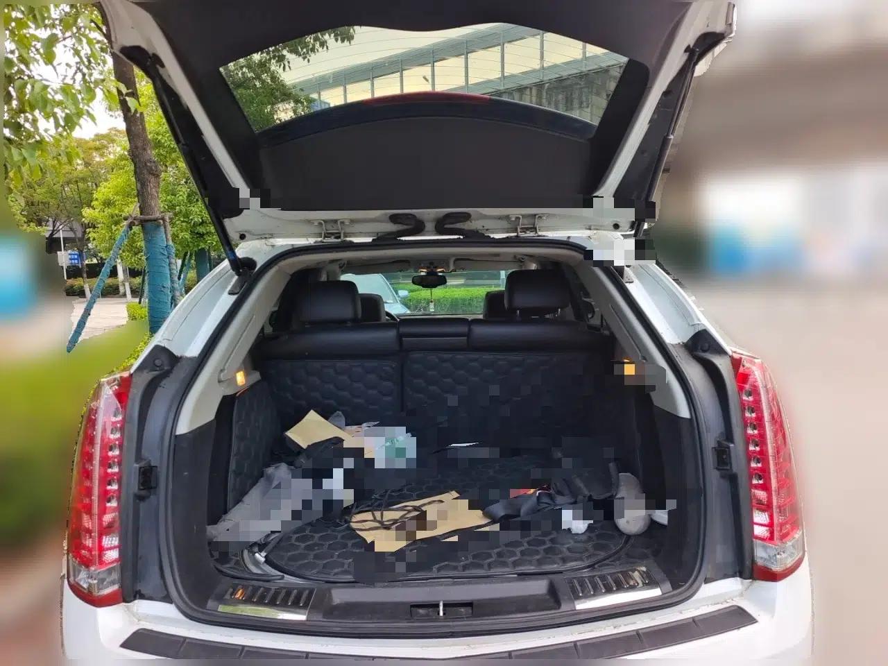 Cadillac SRX 2013 3.0L Leading Model — миниатюра 19