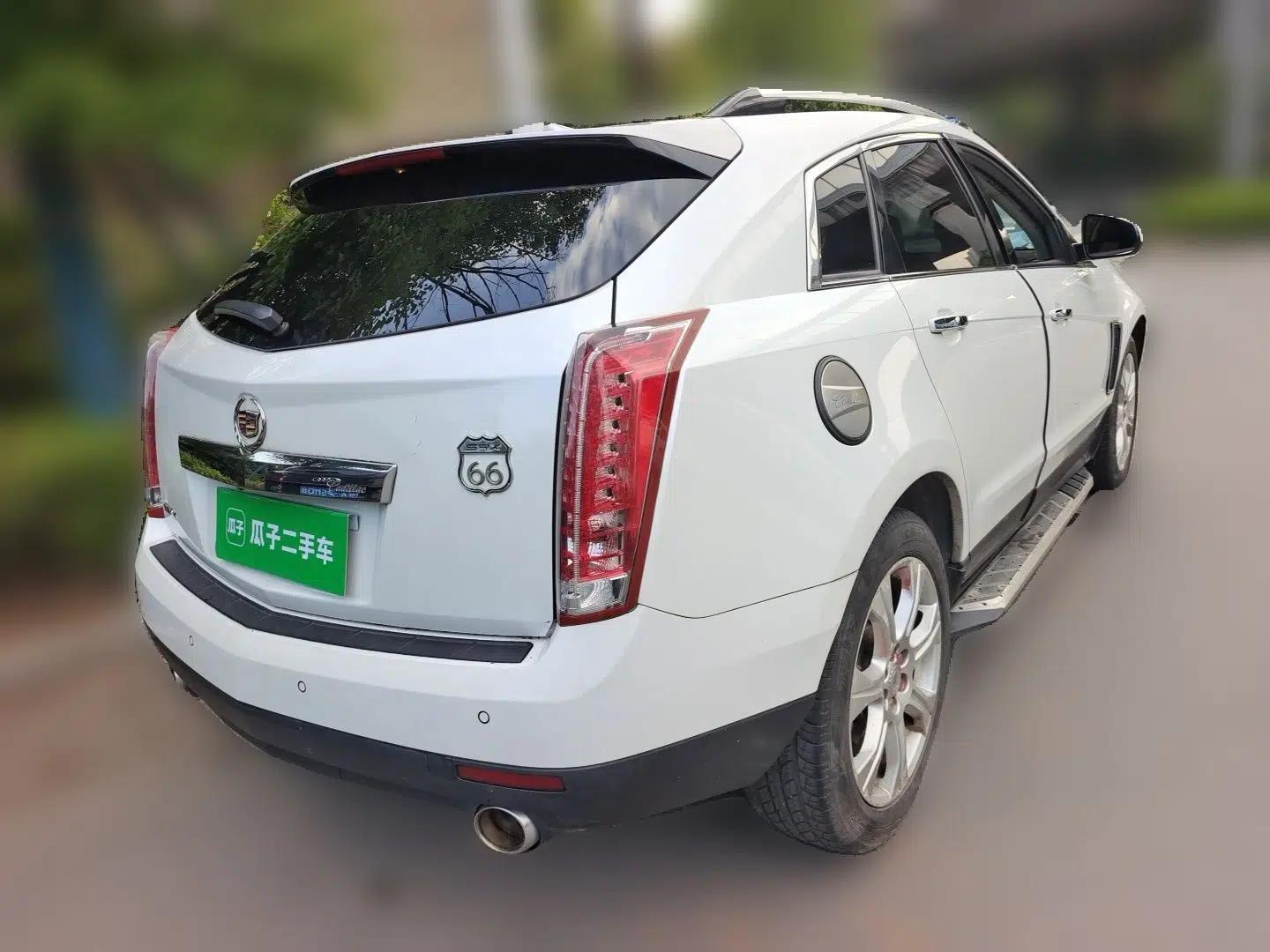 Cadillac SRX 2013 3.0L Leading Model — миниатюра 6