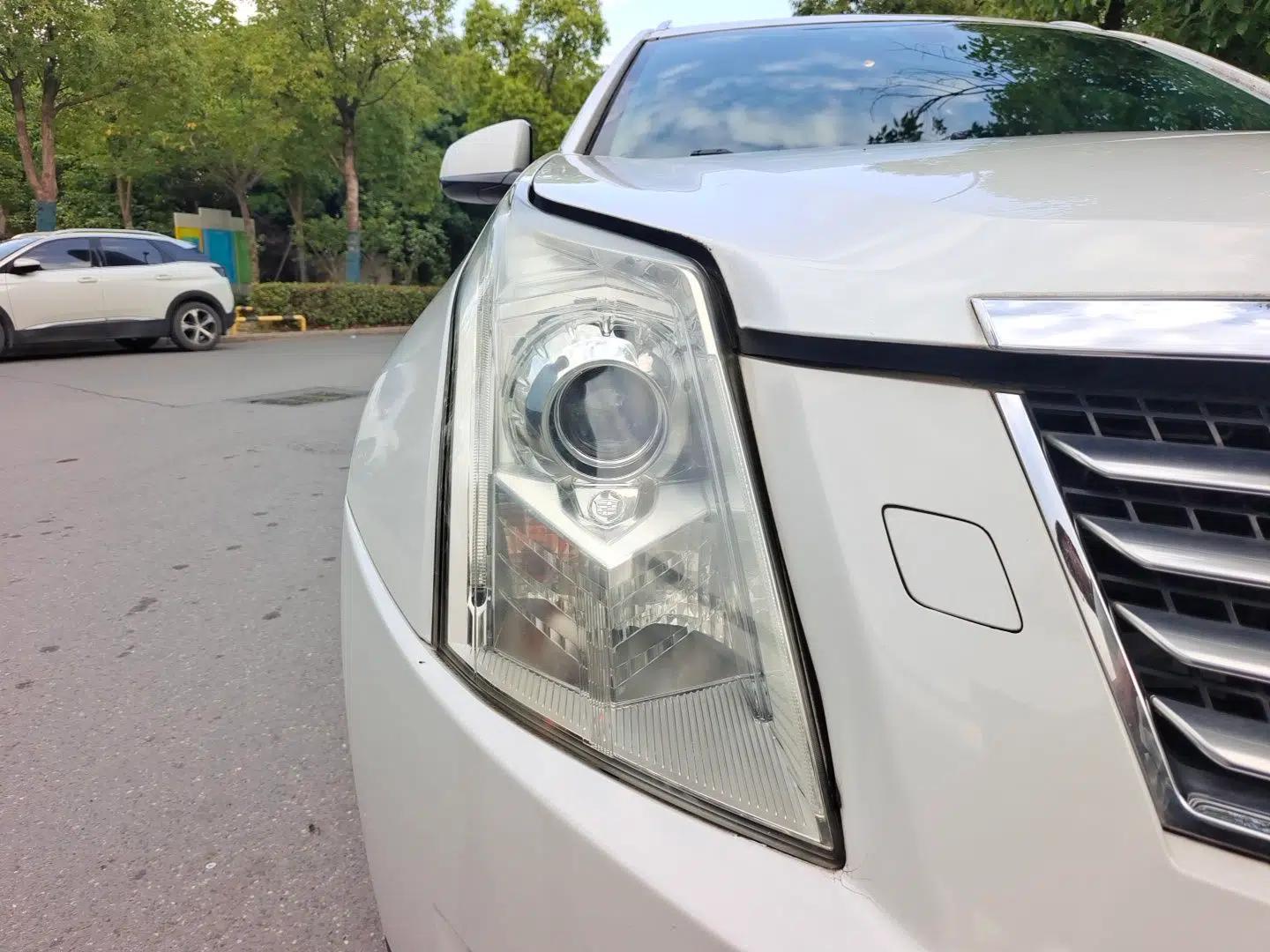 Cadillac SRX 2013 3.0L Leading Model — миниатюра 7