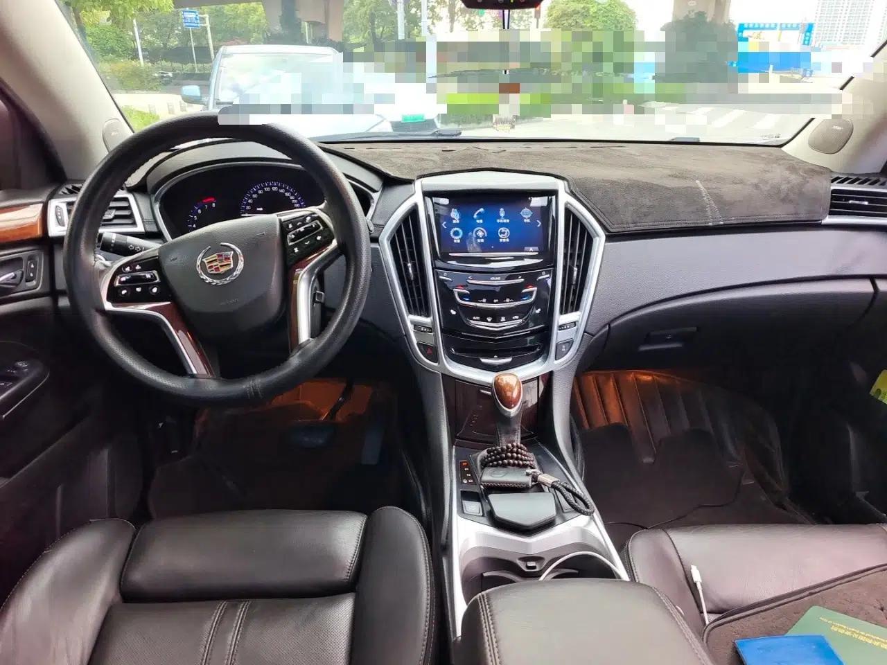 Cadillac SRX 2013 3.0L Leading Model — миниатюра 9