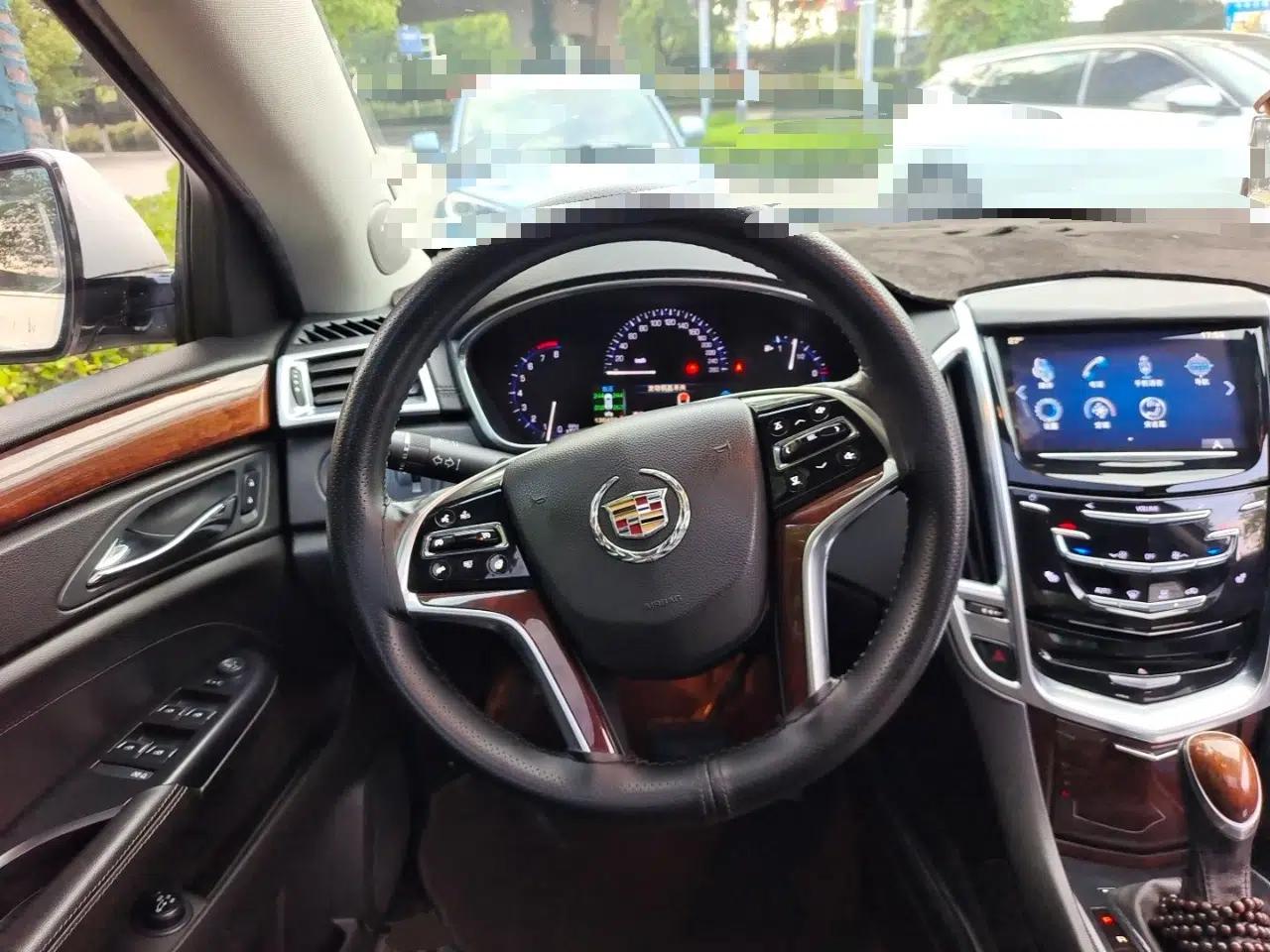 Cadillac SRX 2013 3.0L Leading Model — миниатюра 10