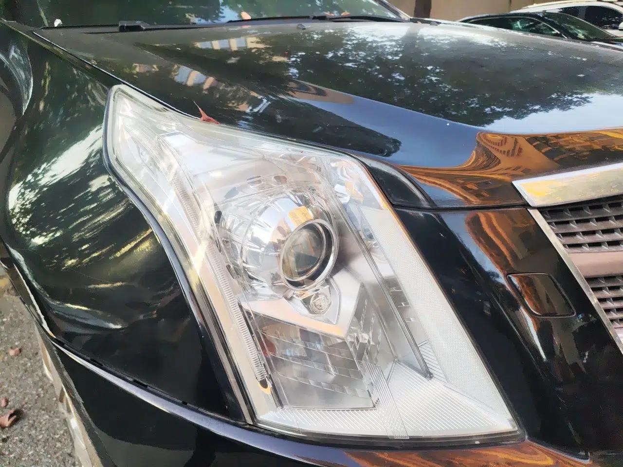 Cadillac SRX 2010 3.0L Flagship Edition — миниатюра 7