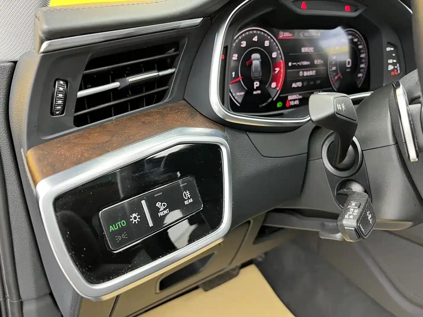 2021 Audi A6 allroad quattro Explorer 55 TFSI Premium Off-Road Model (Imported) — миниатюра 6
