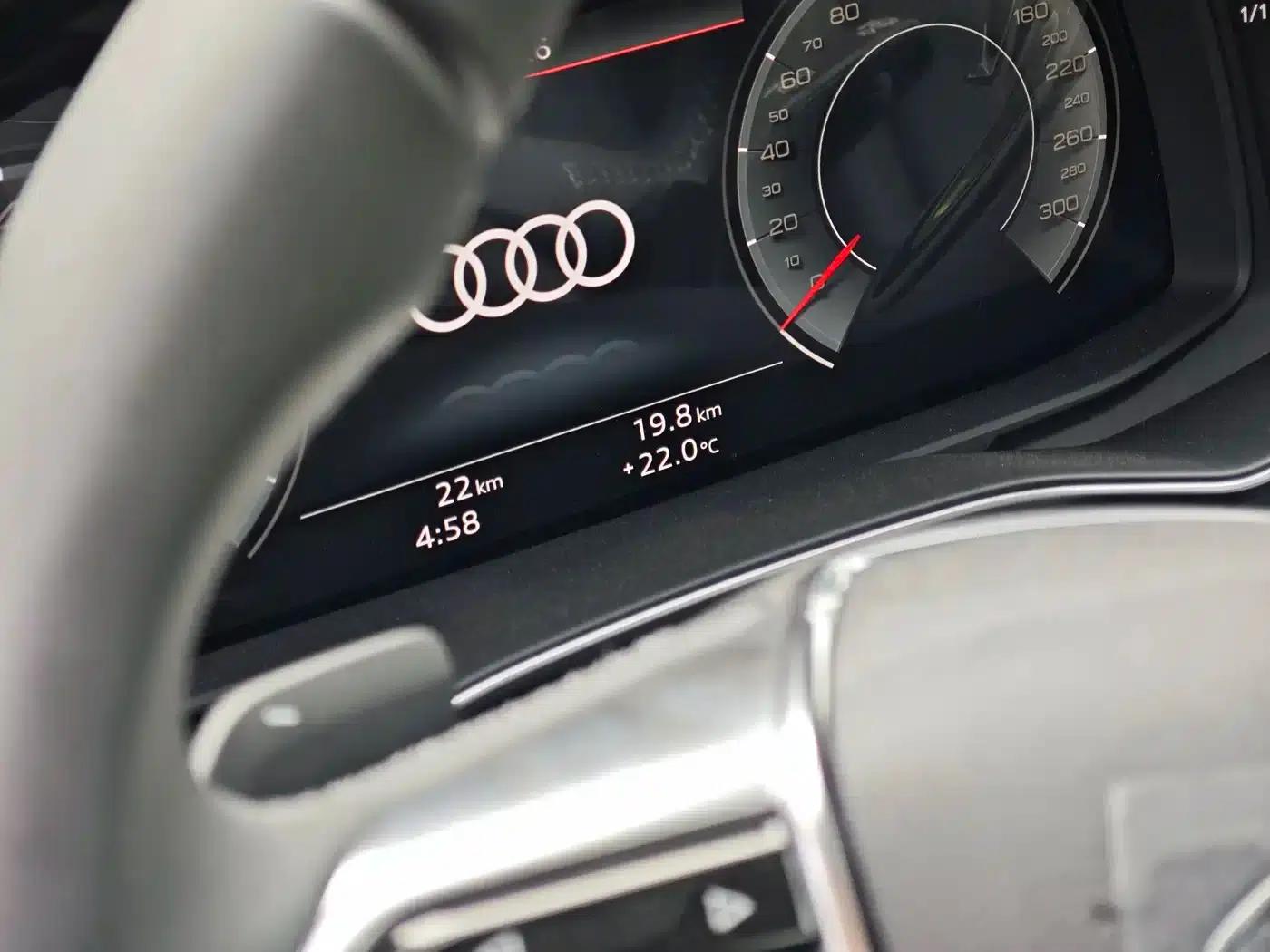 2025 Audi A6 allroad quattro Explorer 55 TFSI Premium Off-Road Model (Imported) — миниатюра 13