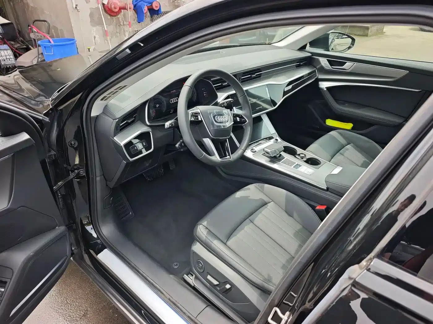 2025 Audi A6 allroad quattro Explorer 55 TFSI Premium Off-Road Model (Imported) — миниатюра 16
