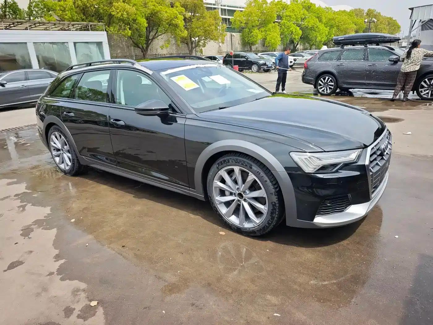 2025 Audi A6 allroad quattro Explorer 55 TFSI Premium Off-Road Model (Imported) — миниатюра 3