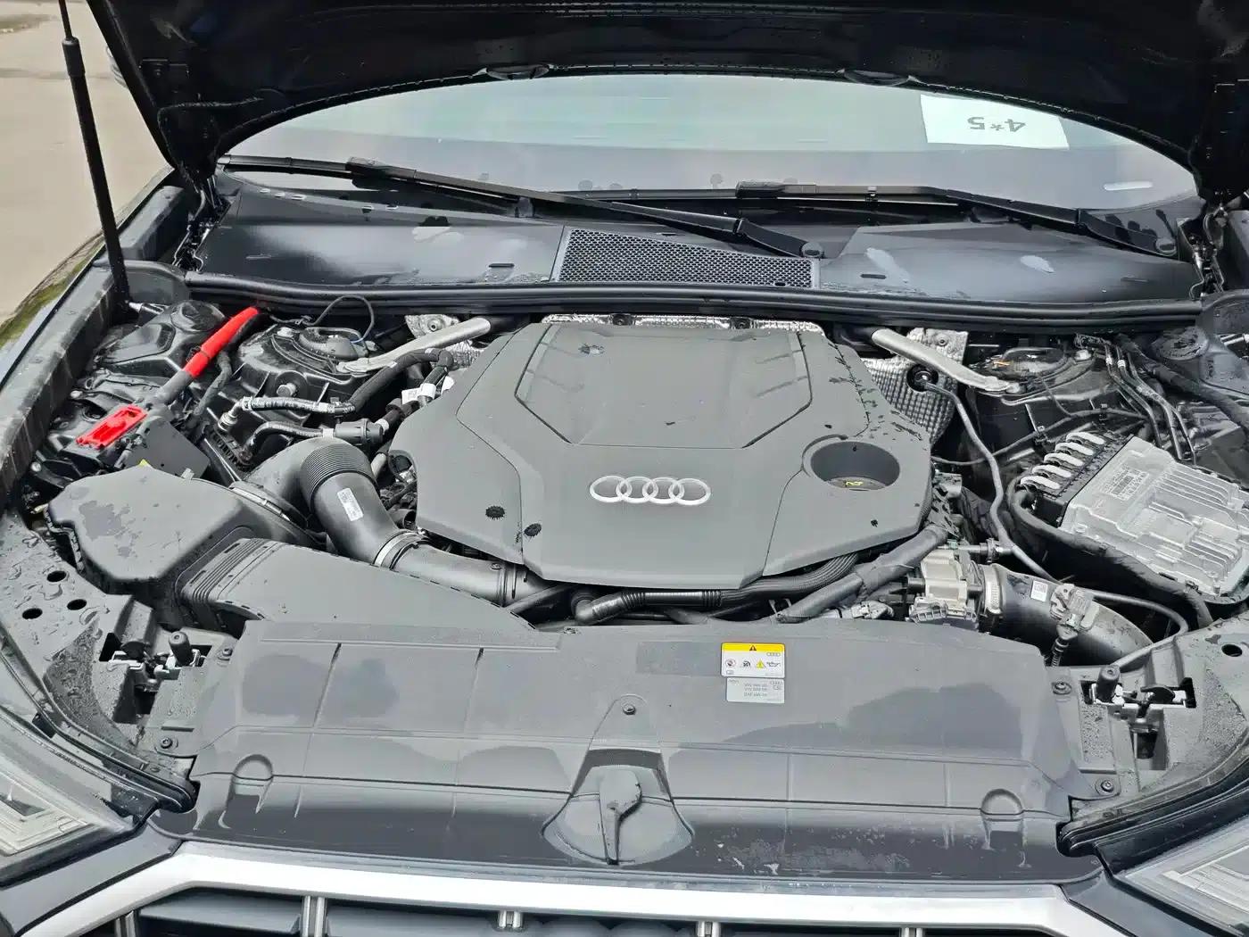 2025 Audi A6 allroad quattro Explorer 55 TFSI Premium Off-Road Model (Imported) — миниатюра 9