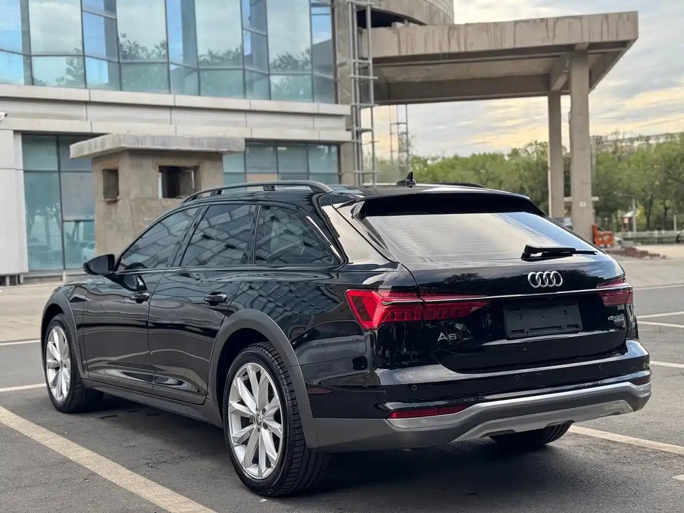 2021 Audi A6 allroad quattro Explorer 55 TFSI Premium Off-Road Model (Imported) — миниатюра 12