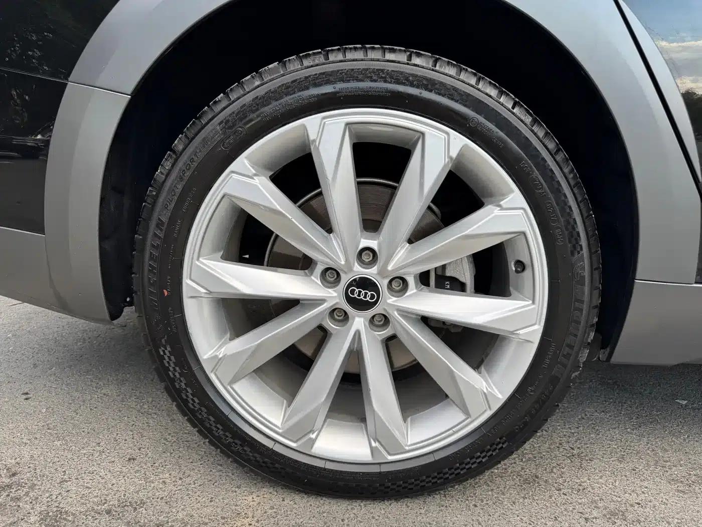 2021 Audi A6 allroad quattro Explorer 55 TFSI Premium Off-Road Model (Imported) — миниатюра 10