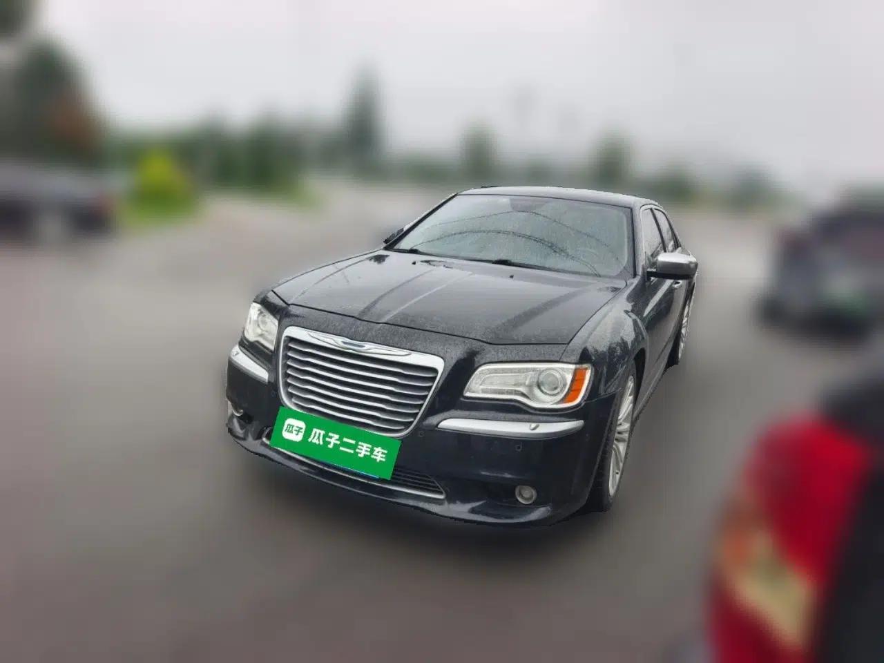 Chrysler 300C 2014 3.0L Excellence Edition — миниатюра 1