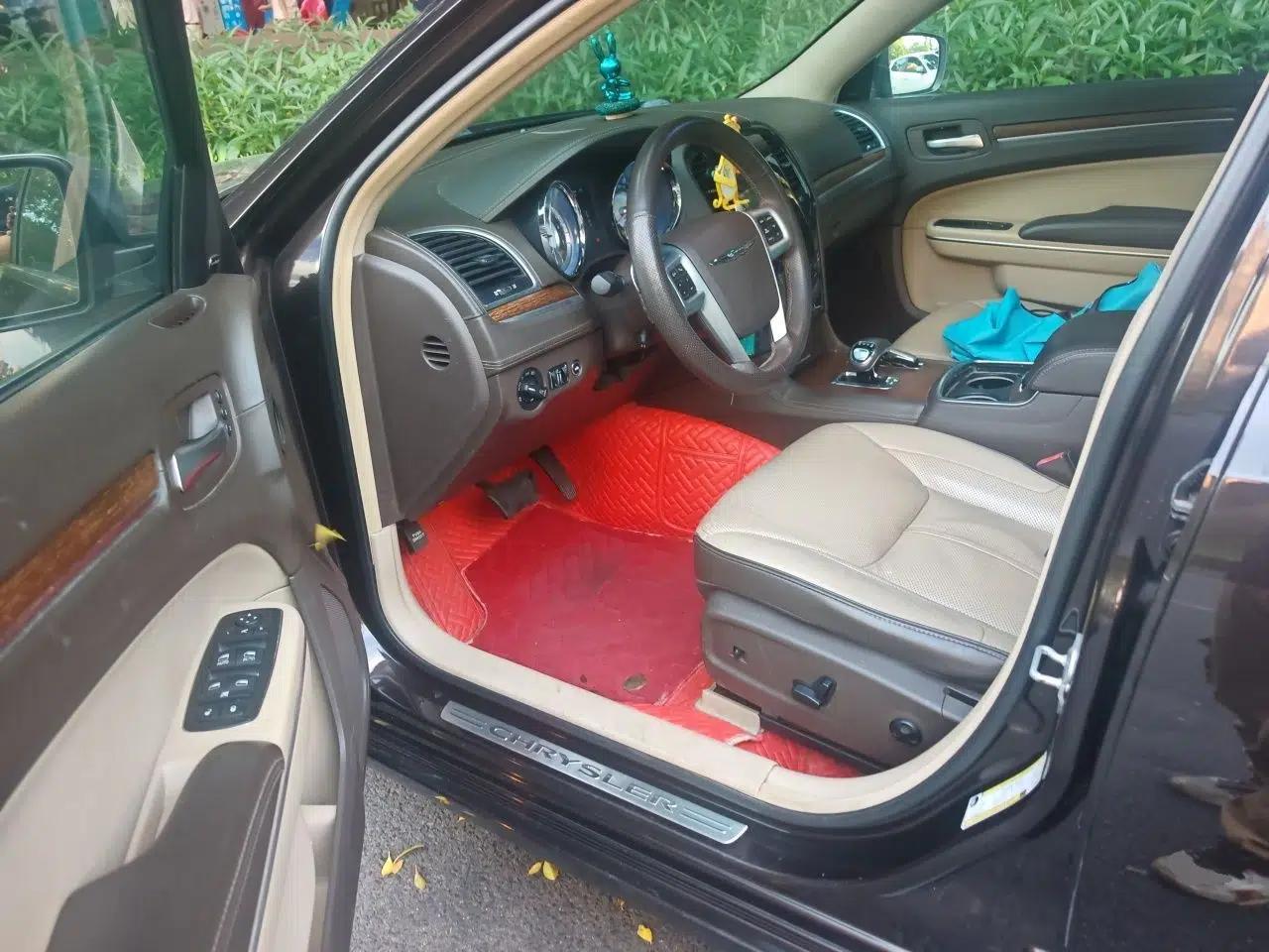Chrysler 300C 2013 3.6L Prestige Edition — миниатюра 16