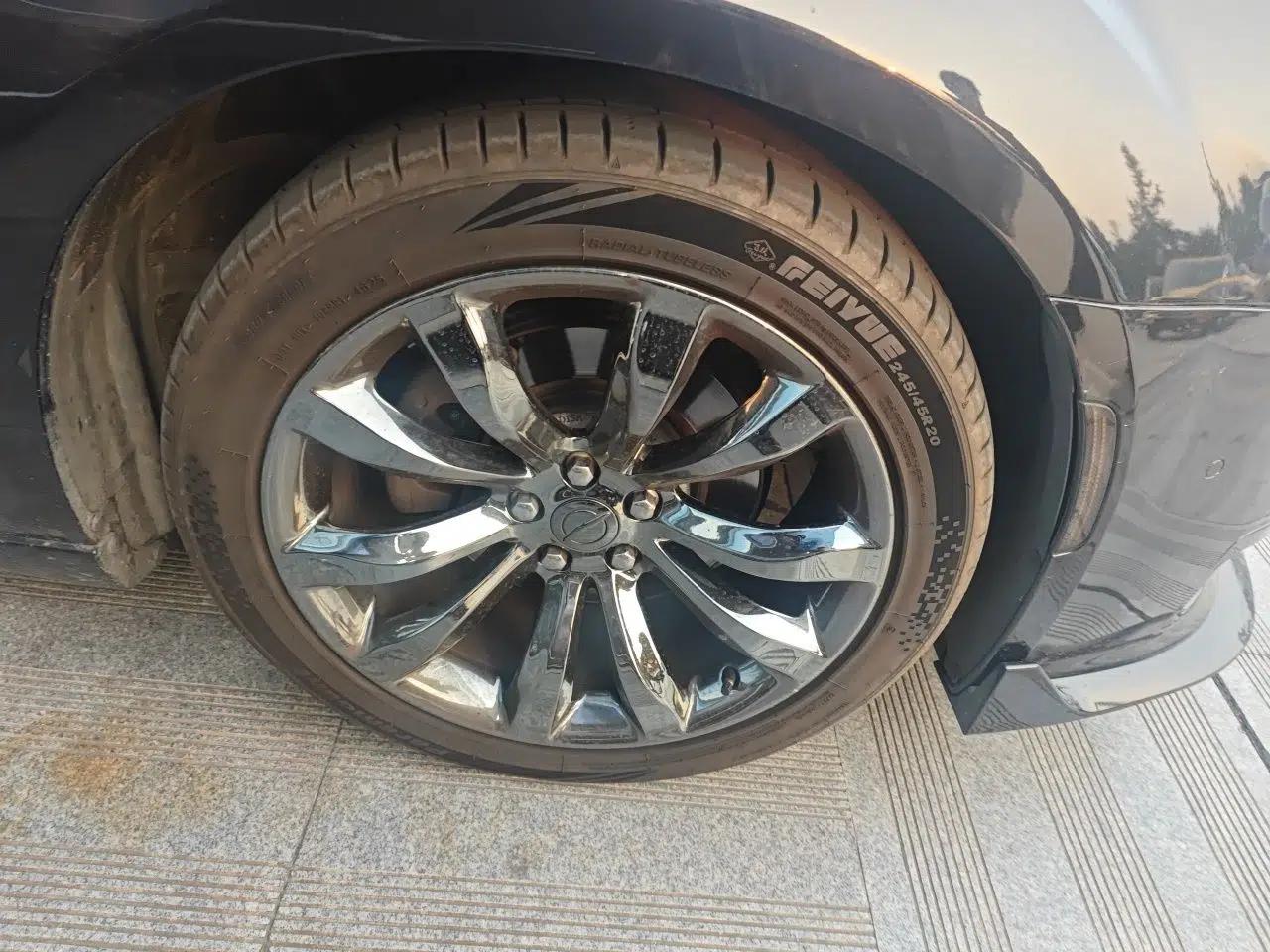 Chrysler 300C 2016 3.0L Supreme Edition — миниатюра 8