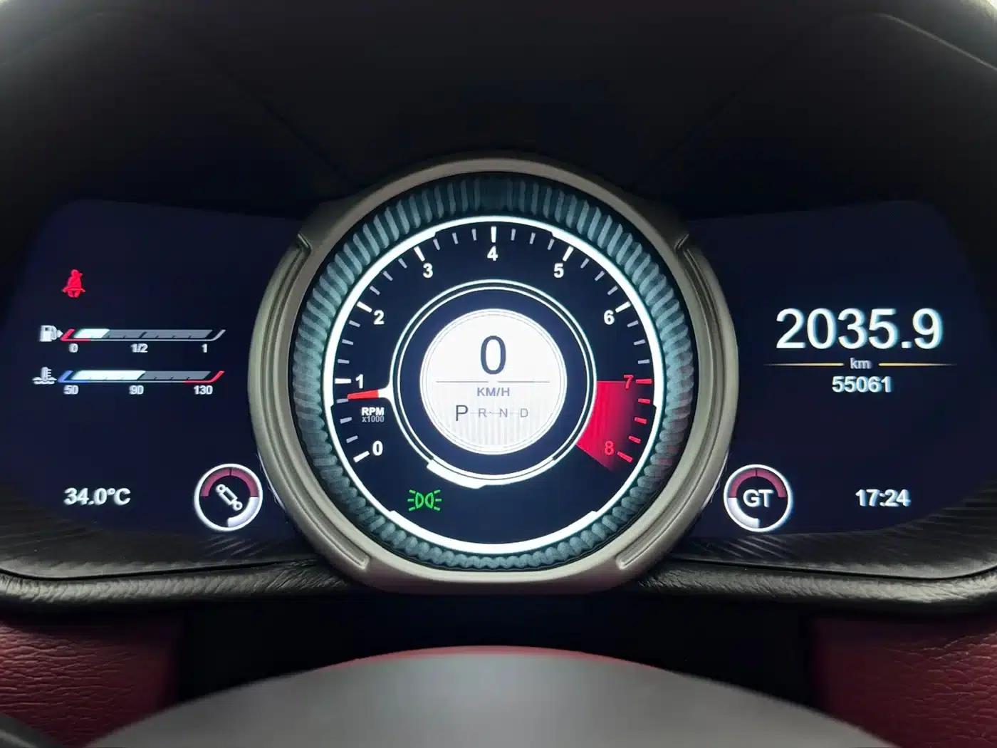 Aston Martin DB11 2019 4.0T V8 Coupe — миниатюра 19