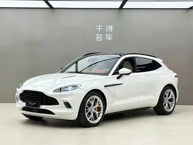 Aston Martin DBX 2020 4.0T V8