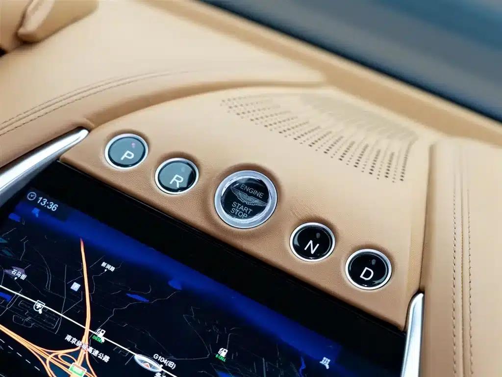 2024 Aston Martin DBX 4.0T V8 — миниатюра 16