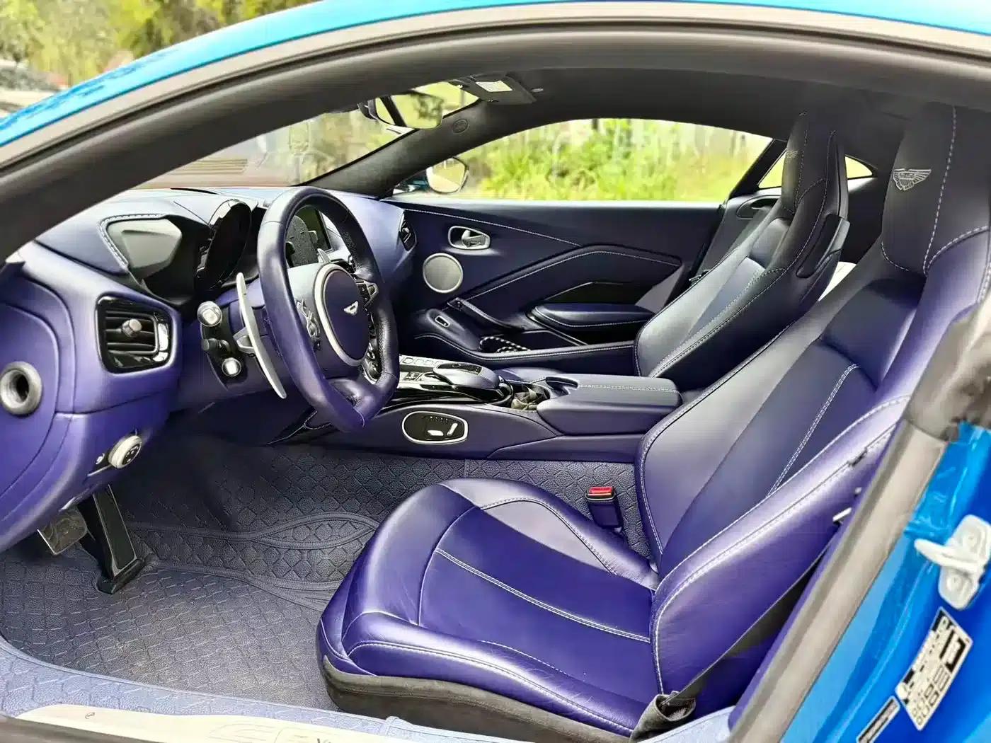 2020 V8 Vantage 4.0T V8 Coupe — миниатюра 4