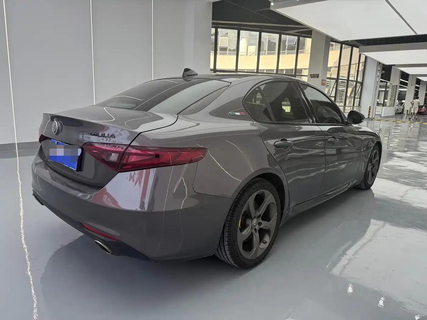 Giulia Juliet 2020 2.0T 280HP Luxury Edition — миниатюра 15
