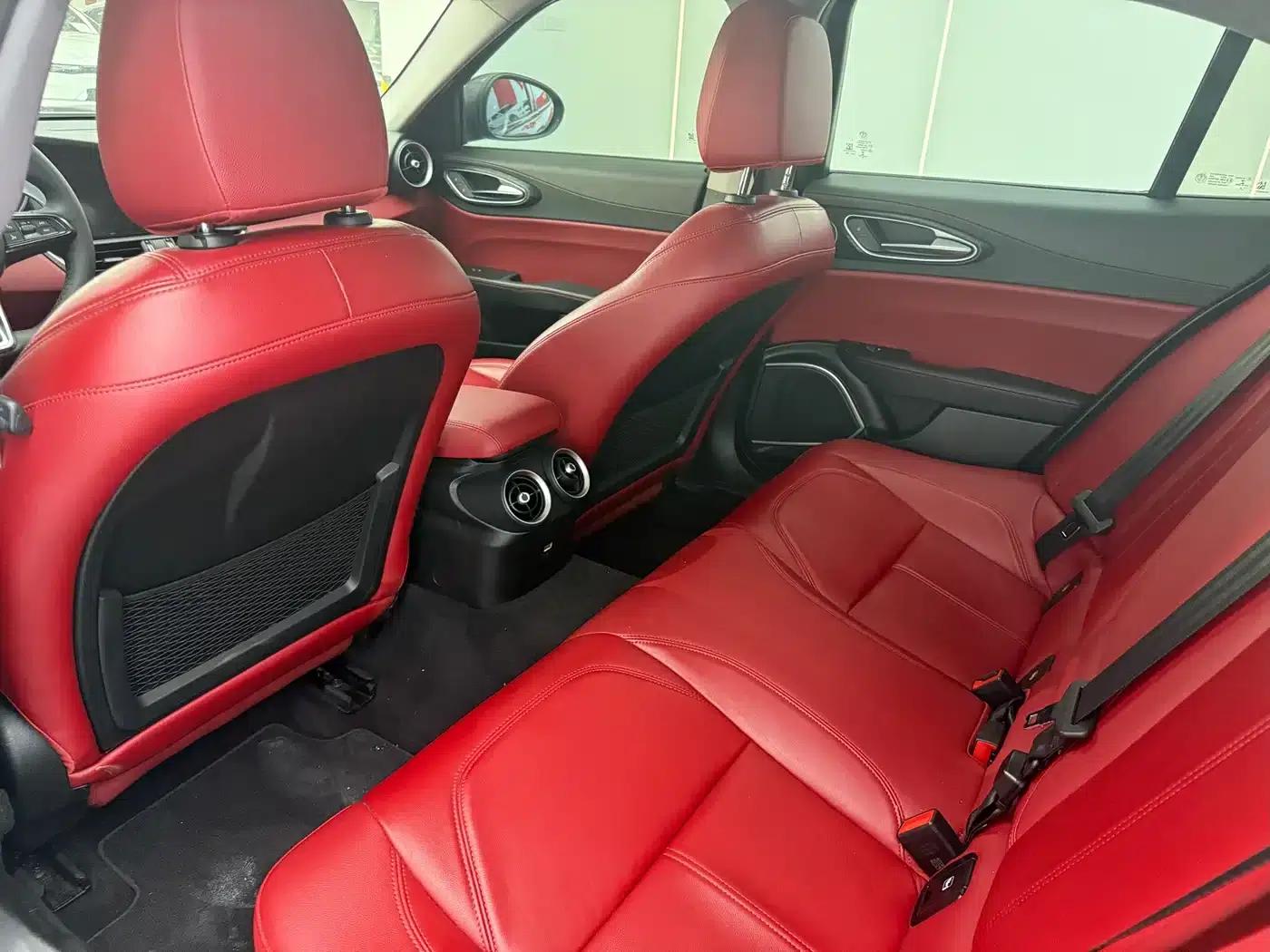 Giulia Juliet 2020 2.0T 280HP Luxury Edition — миниатюра 7