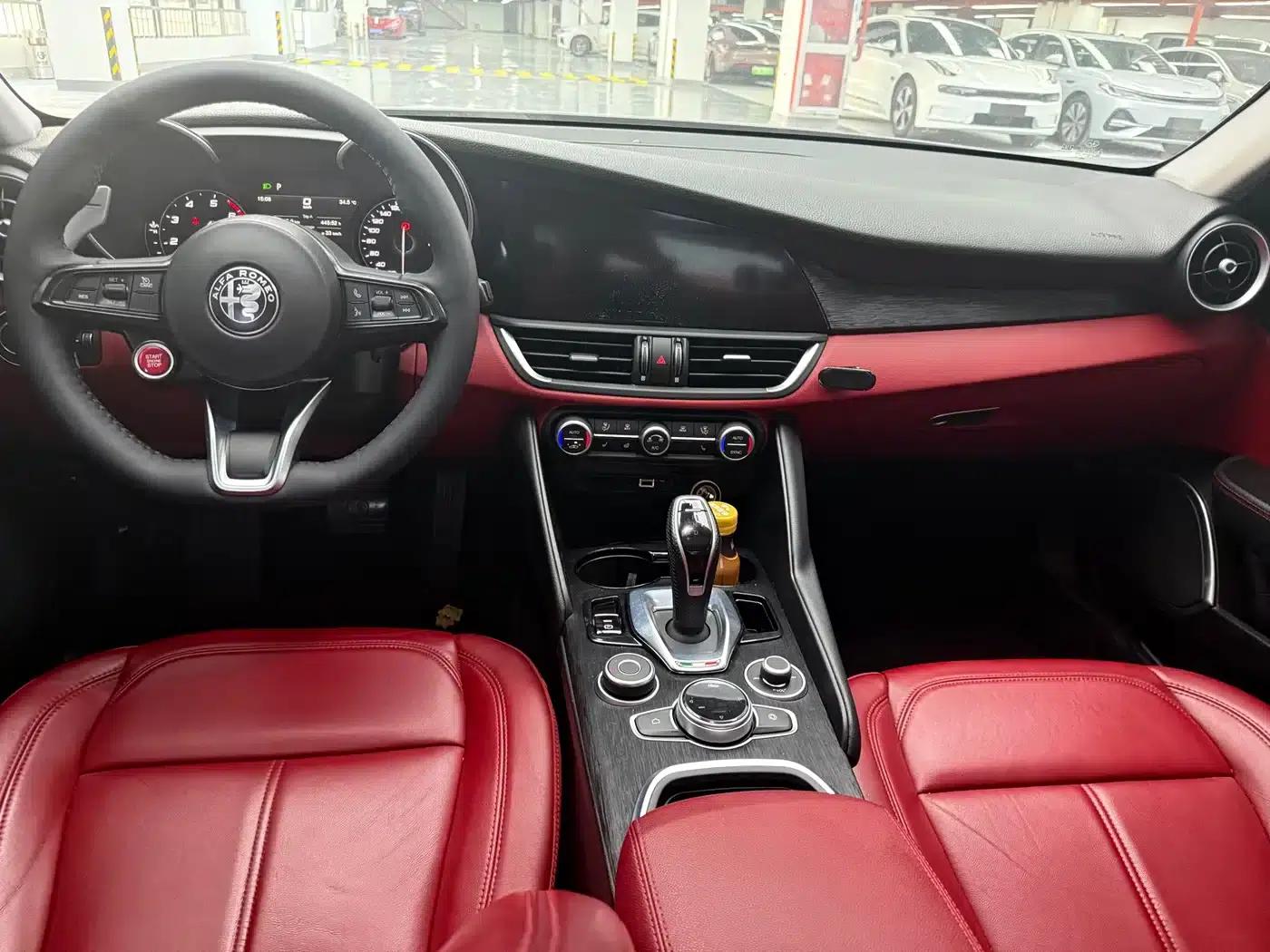 Giulia Juliet 2020 2.0T 280HP Luxury Edition — миниатюра 8