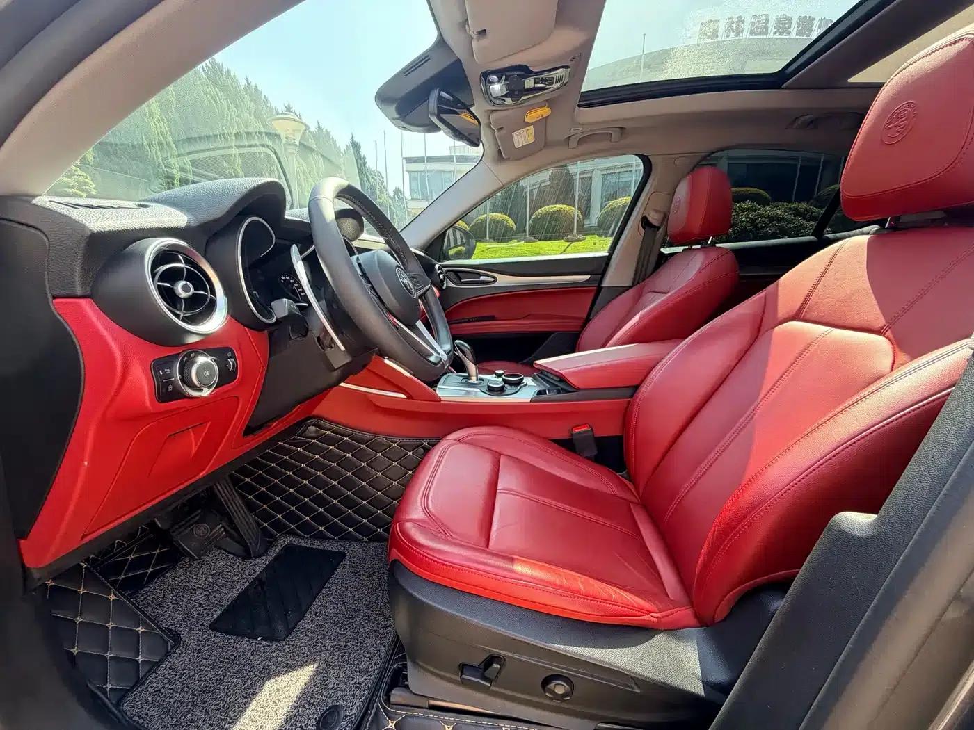 2020 Stelvio 2.0T 280HP Luxury Edition — миниатюра 16