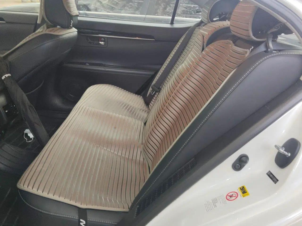 Lexus ES 2013 300h Elite Edition — миниатюра 17