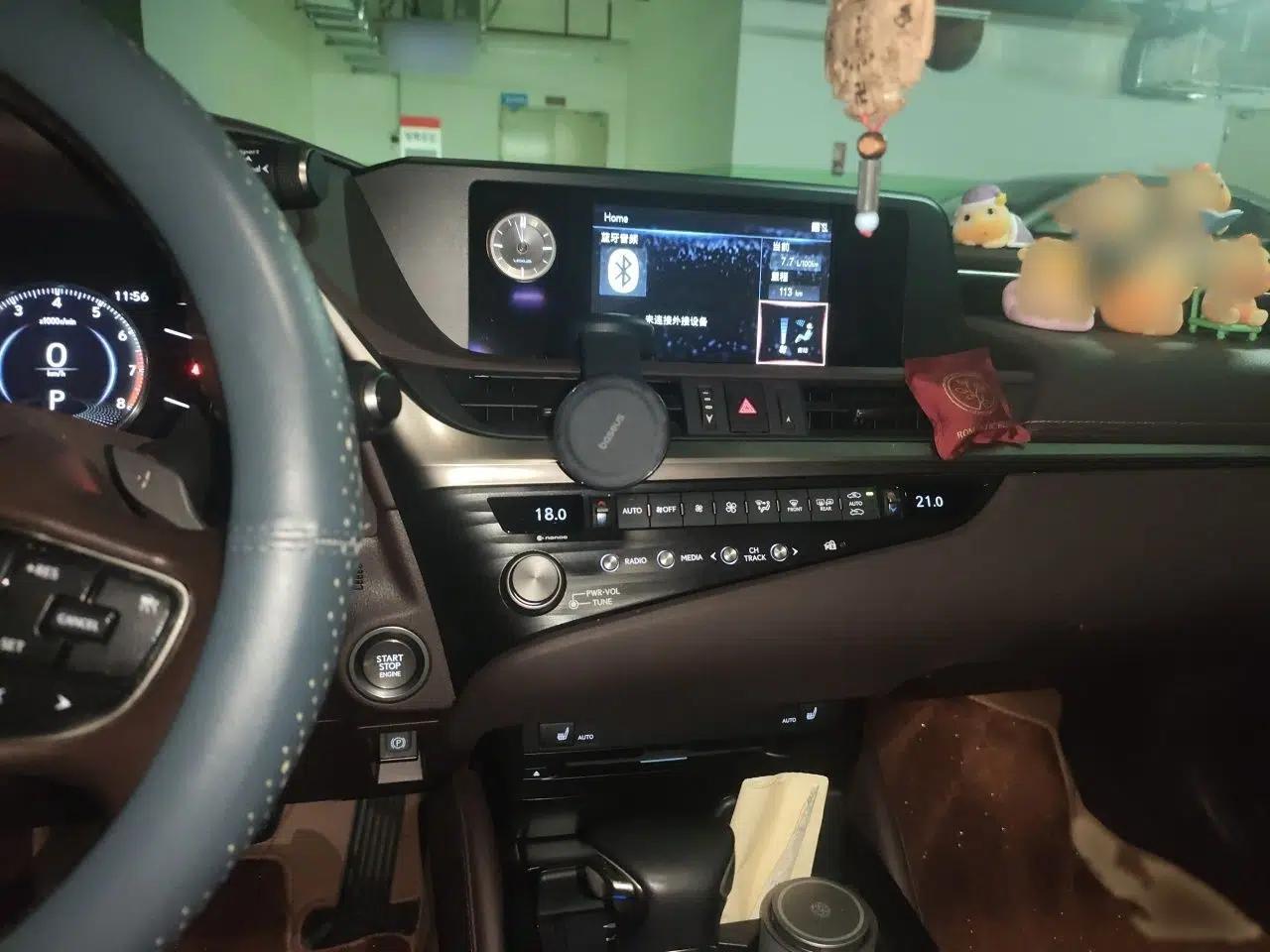 Lexus ES 2020 200 Excellence Edition — миниатюра 12