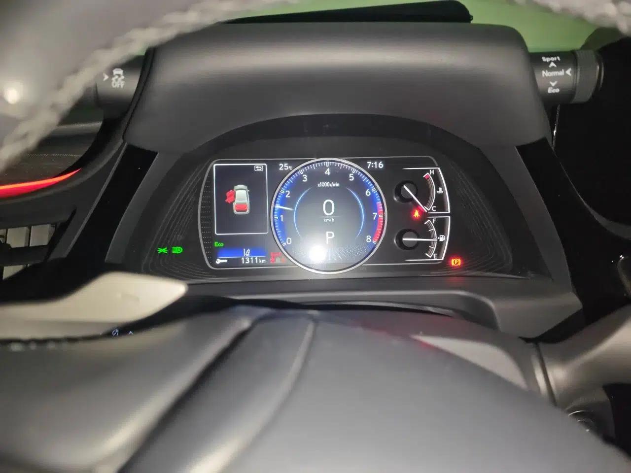Lexus ES 2021 200 Excellence Edition — миниатюра 11