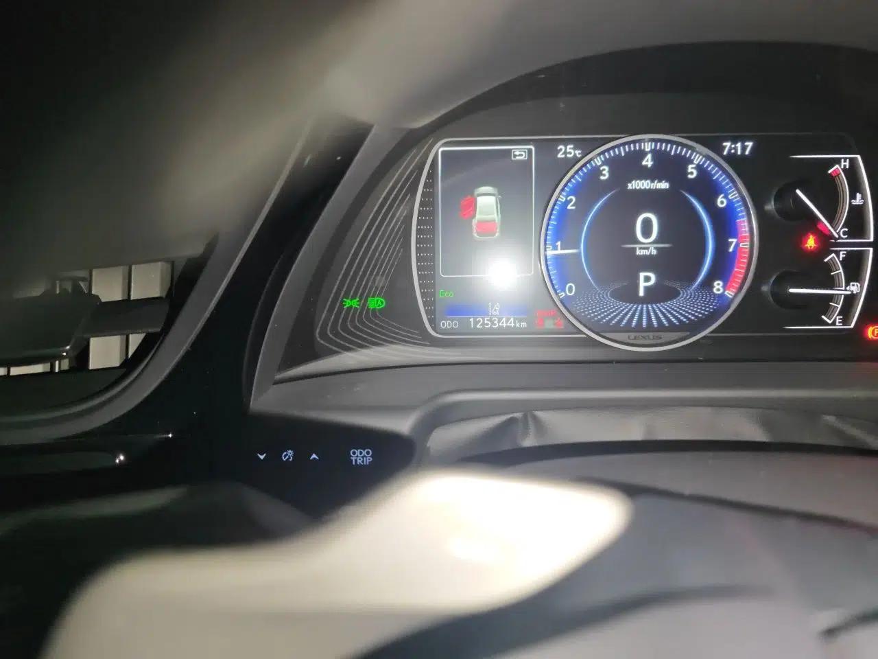 Lexus ES 2021 200 Excellence Edition — миниатюра 12