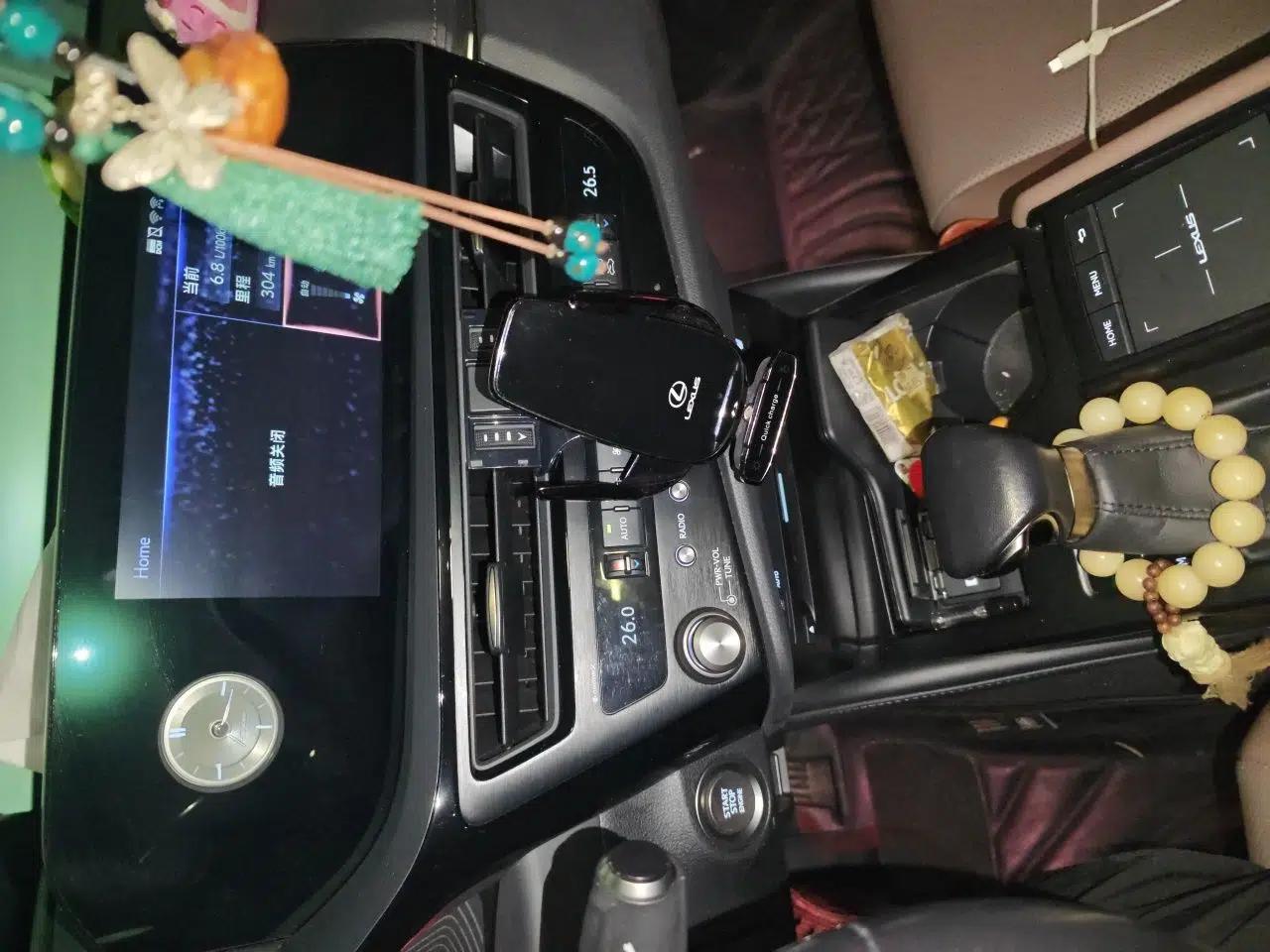 Lexus ES 2021 200 Excellence Edition — миниатюра 13