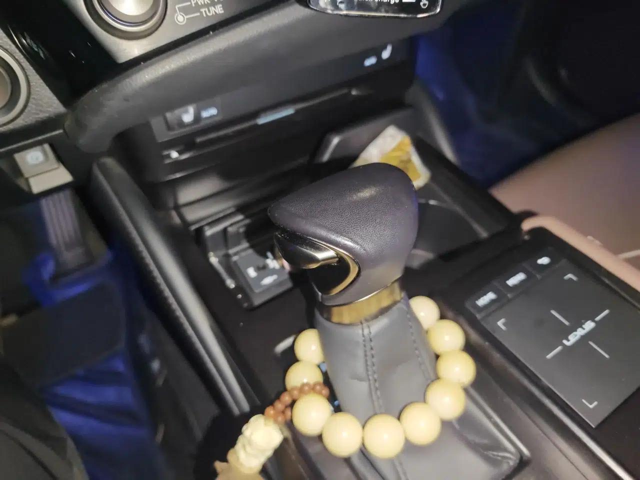 Lexus ES 2021 200 Excellence Edition — миниатюра 14