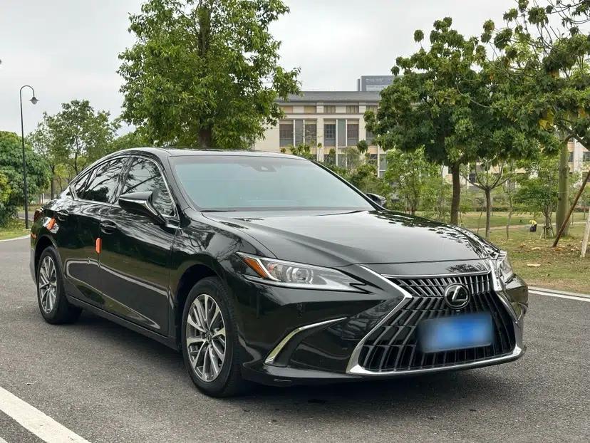 Lexus ES 2023 200 Excellence Edition — миниатюра 14