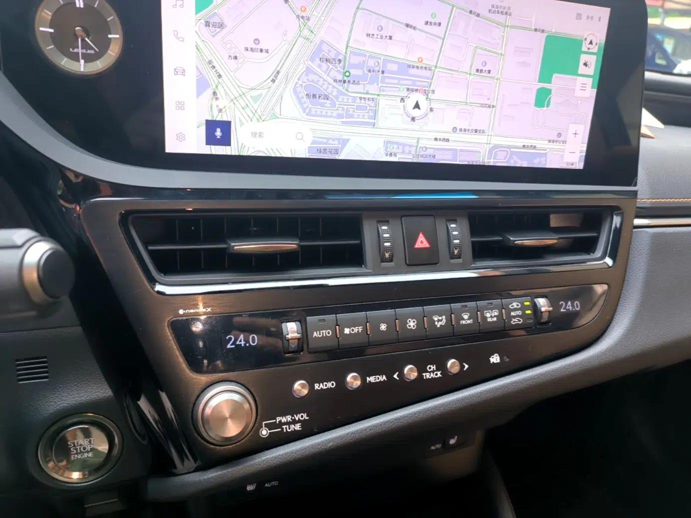 Lexus ES 2023 200 Excellence Edition — миниатюра 22