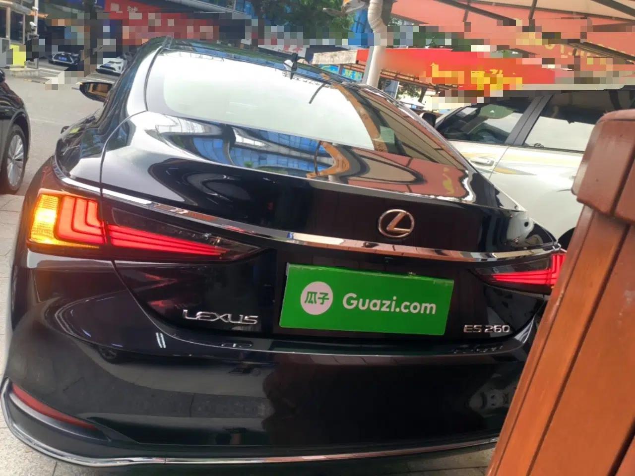 Lexus ES 2023 200 Excellence Edition — миниатюра 5