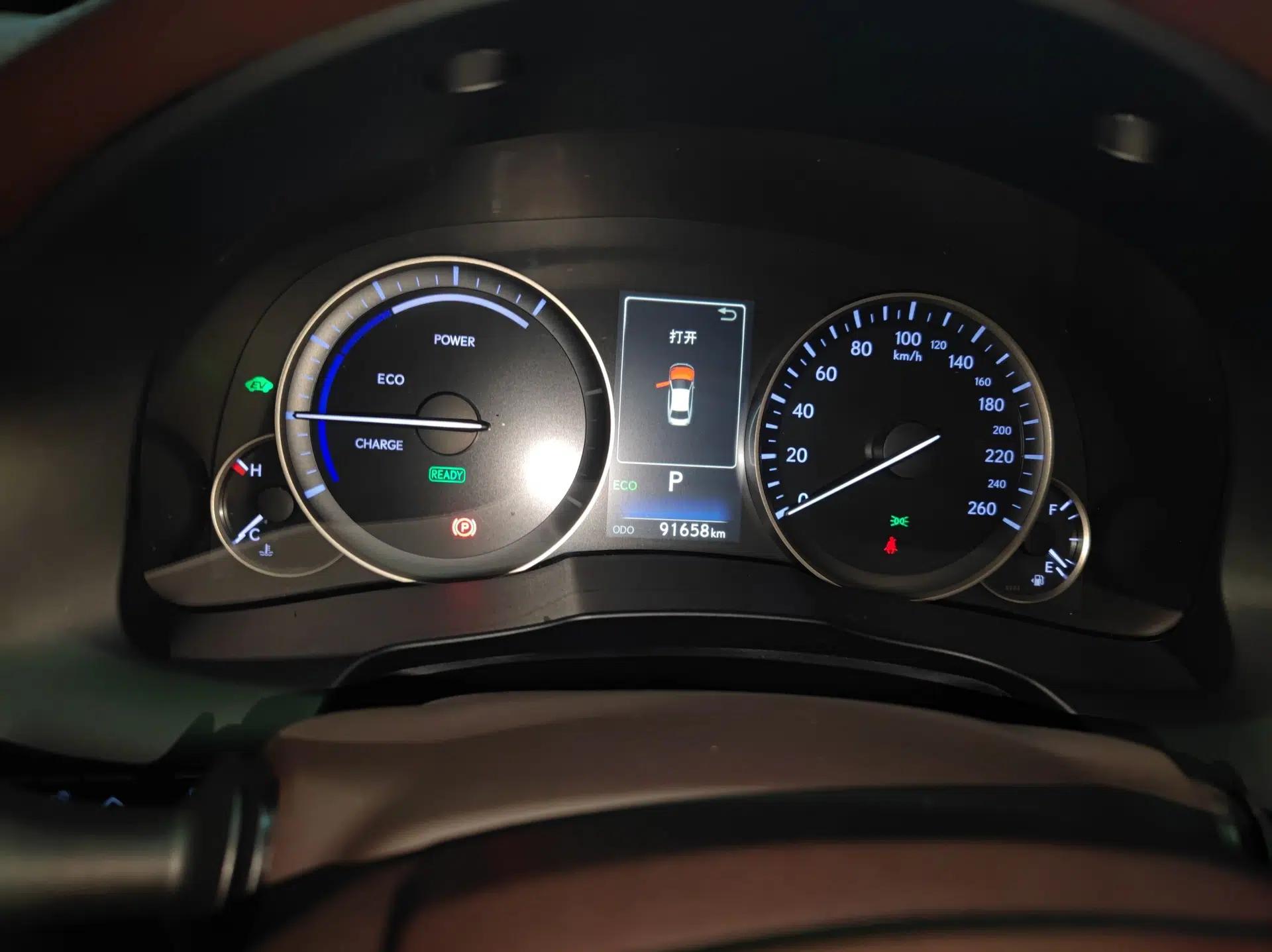 Lexus ES 2015 300h Comfort Edition — миниатюра 14