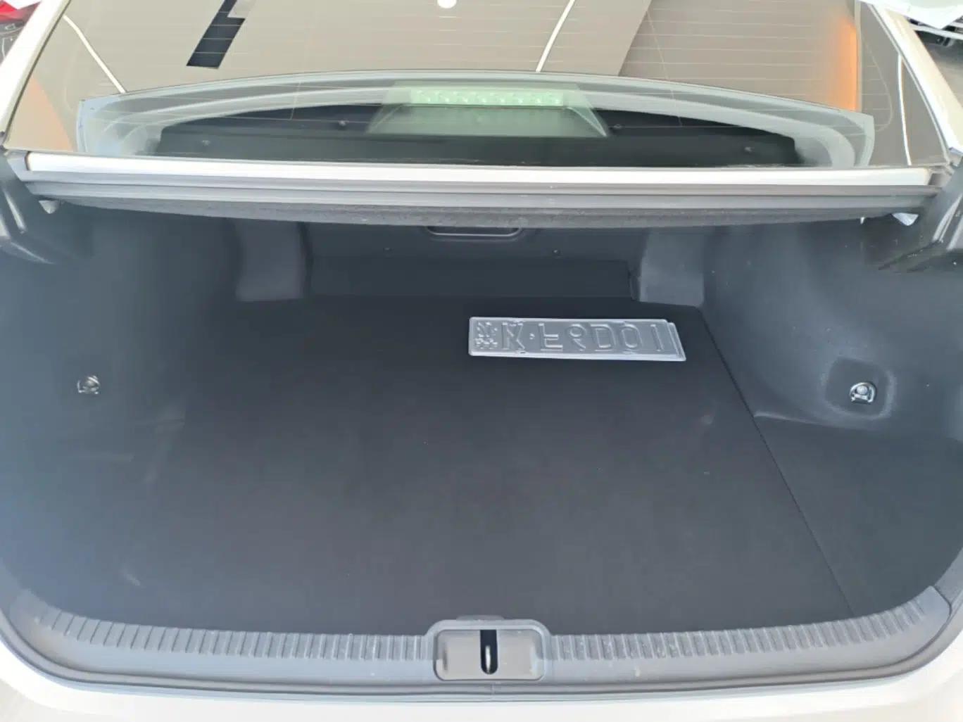 Lexus ES 2025 200 Premium Edition — миниатюра 22