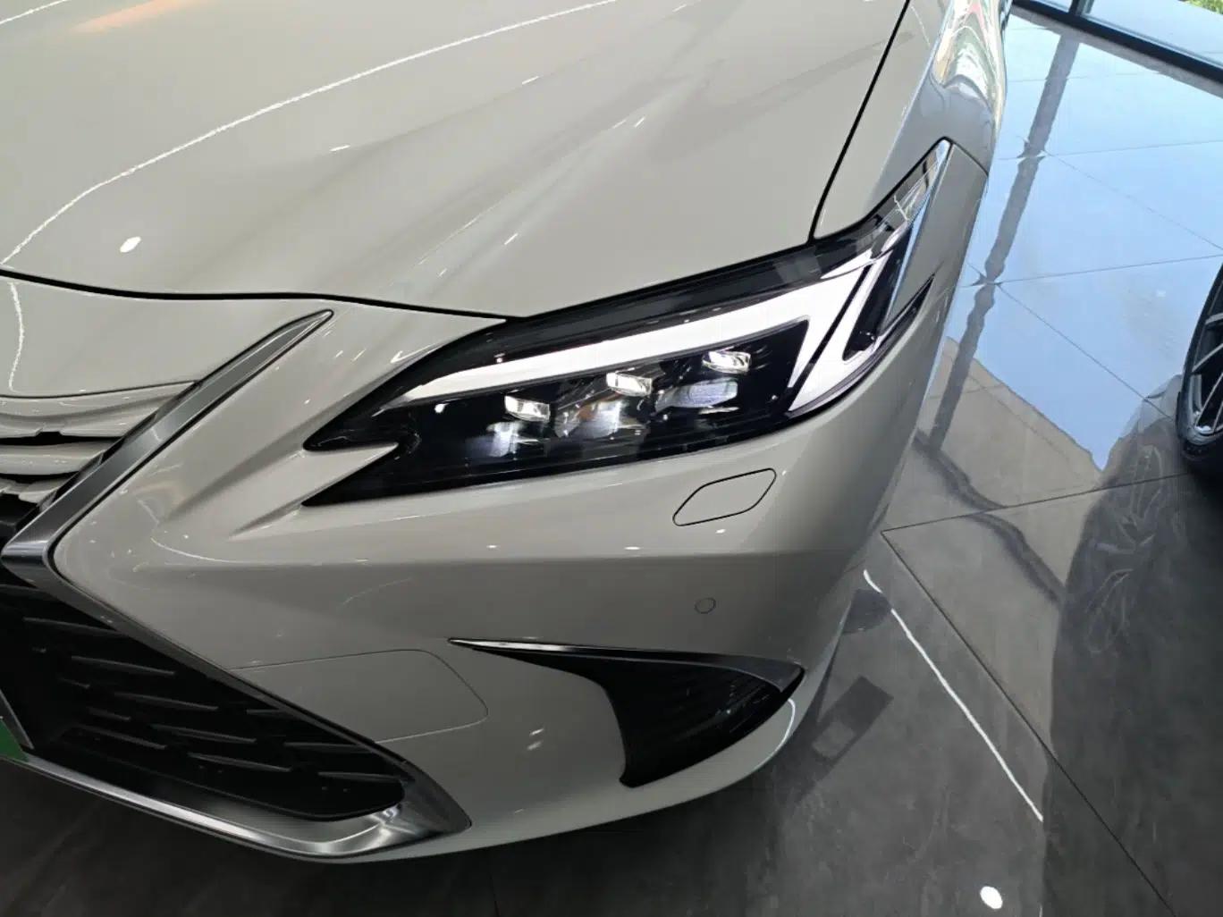 Lexus ES 2025 200 Premium Edition — миниатюра 8