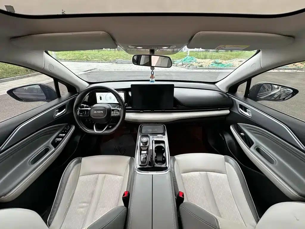 AION S Plus 2022 Model 70 Smart Edition — миниатюра 8