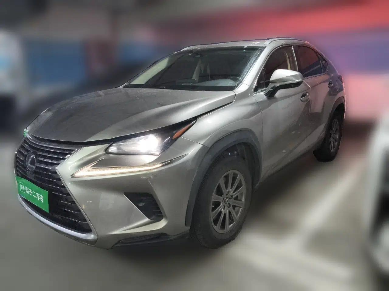 Lexus NX 2017 300h Front-Drive FENGSHANG Edition — миниатюра 1