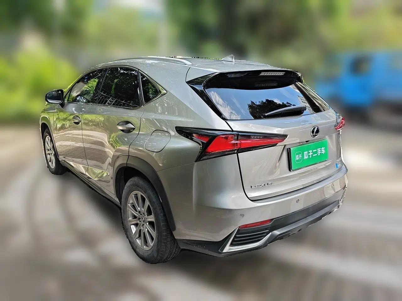 Lexus NX 2017 200 All-Wheel Drive Fēngshàng Edition — миниатюра 4