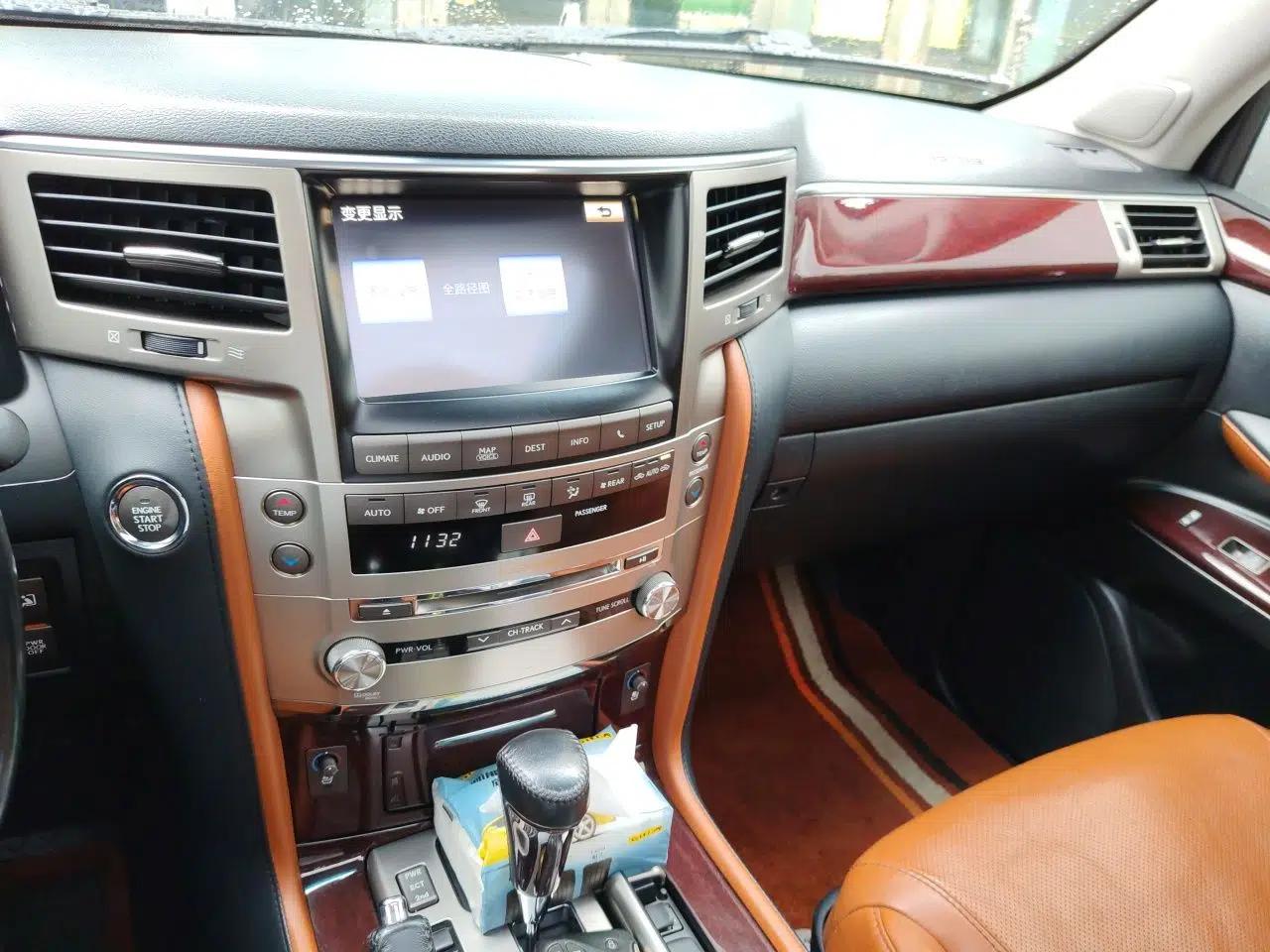 Lexus LX 2012 570 — миниатюра 13