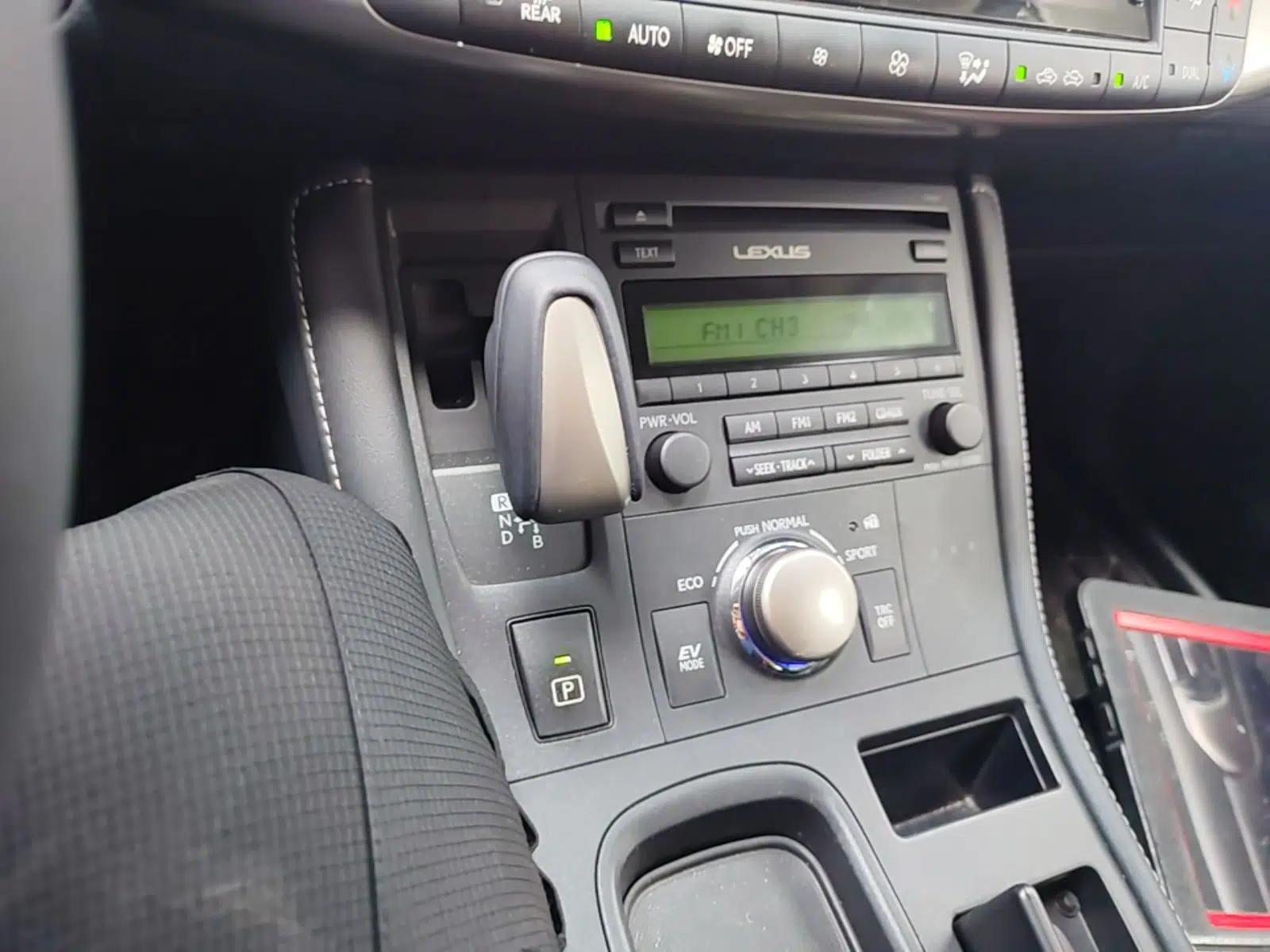 Lexus CT 2014 CT200h Elite Edition Monochrome — миниатюра 21