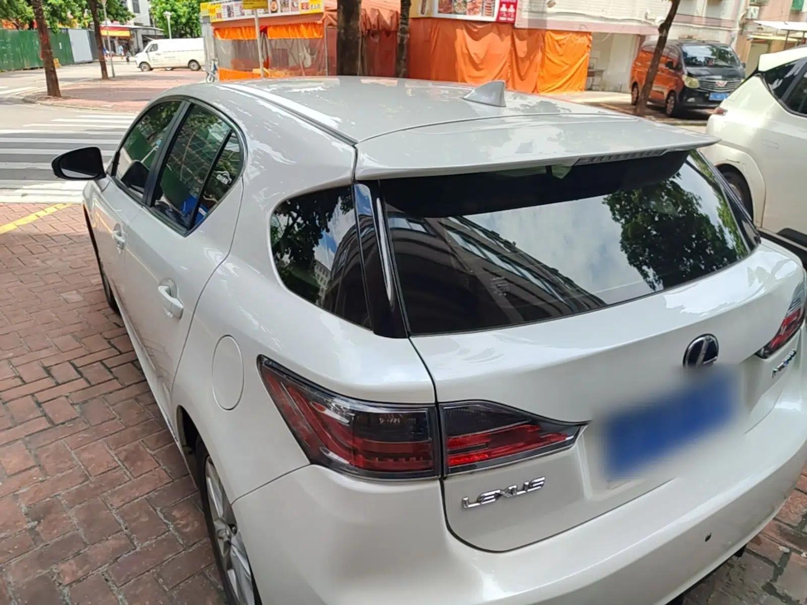 Lexus CT 2014 CT200h Elite Edition Monochrome — миниатюра 4