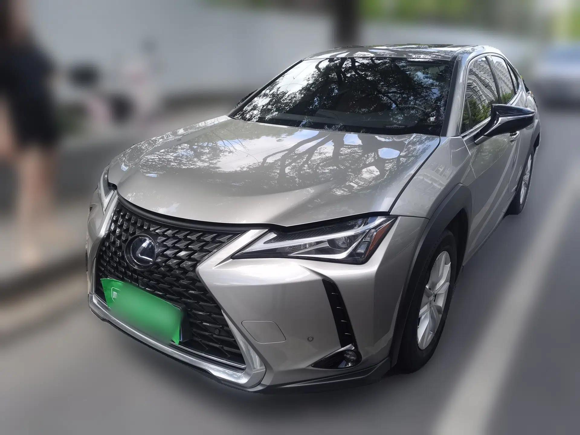 Lexus UX 2020 260h Explore & Adventure Edition — миниатюра 1